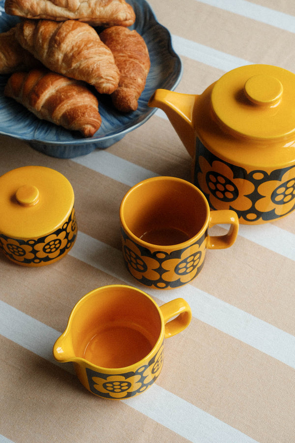 Hornsea / Magpie | Mug Geo Flower Yellow