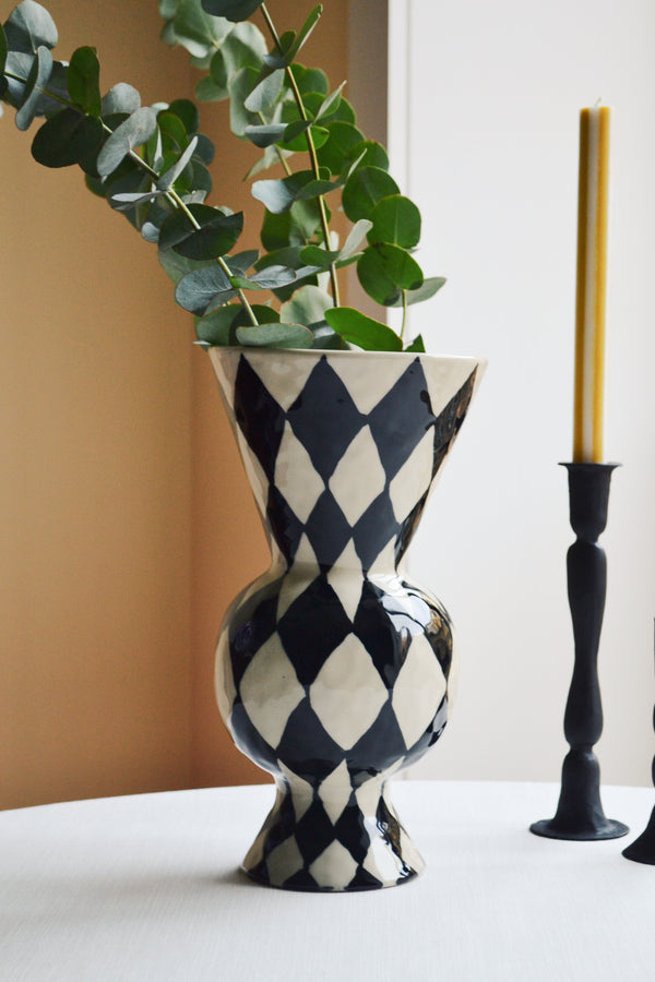 Harlequin Vase - Black