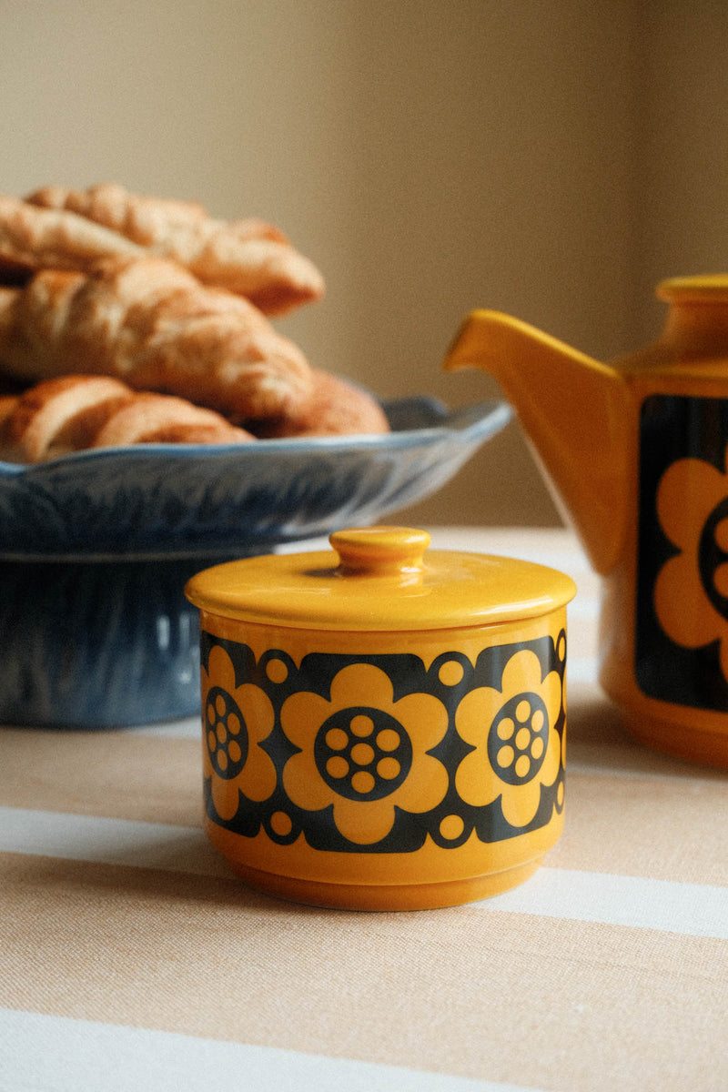 Hornsea / Magpie | Geo Flower Yellow Lidded Storage Pot - Small