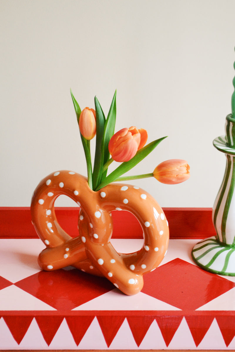 Pretzel Vase