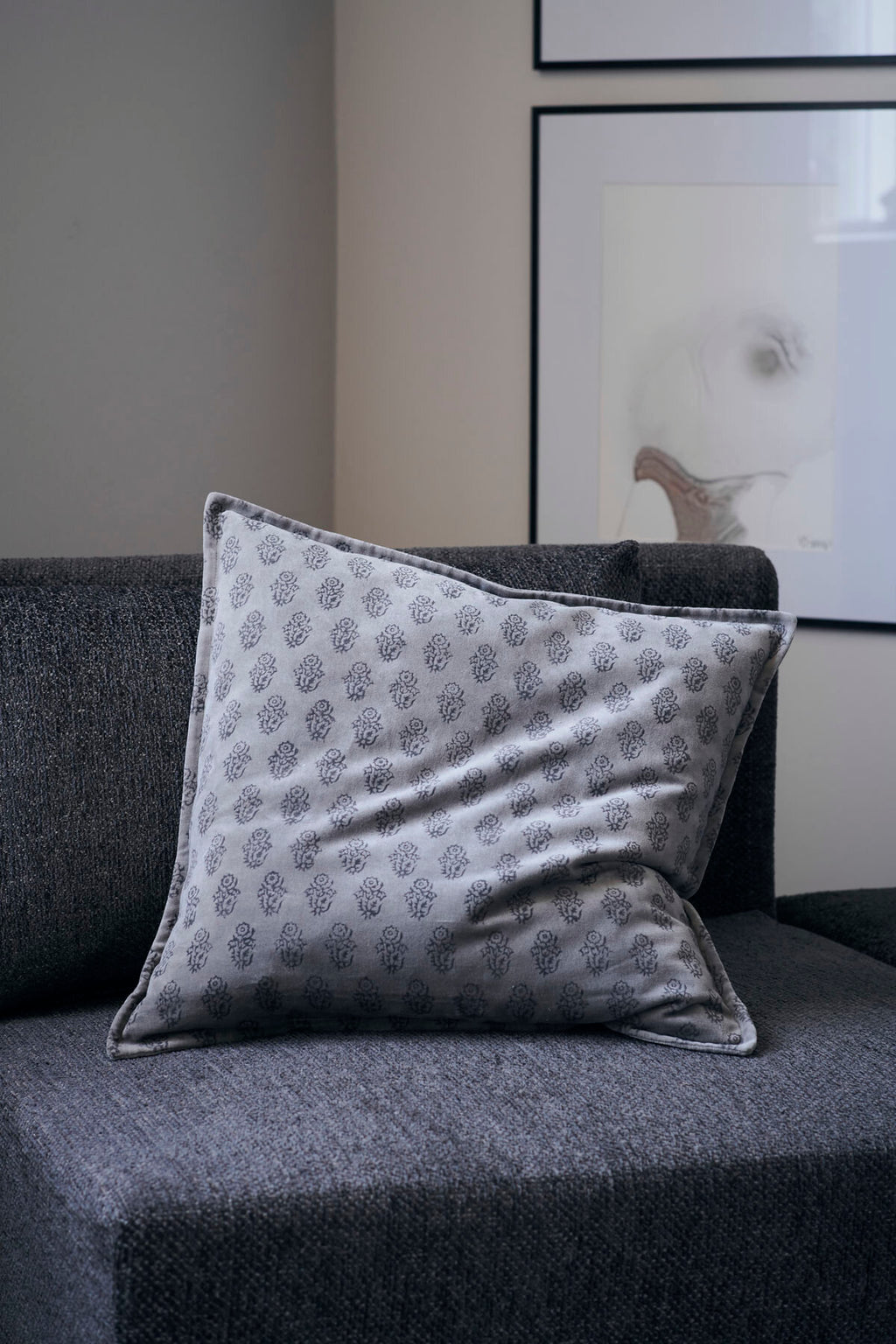 Grey patterned outlet cushion